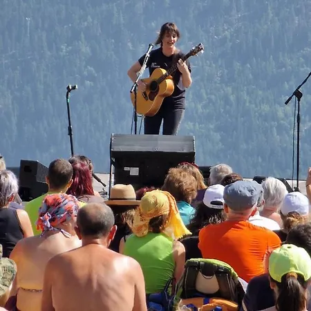 Lontani Da Casa Bed & Breakfast