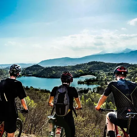 Bed & Breakfast Lontani Da Casa