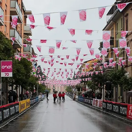 Lontani Da Casa Borgofranco d'Ivrea