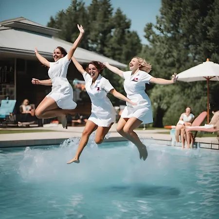 Lontani Da Casa 3* Borgofranco d'Ivrea